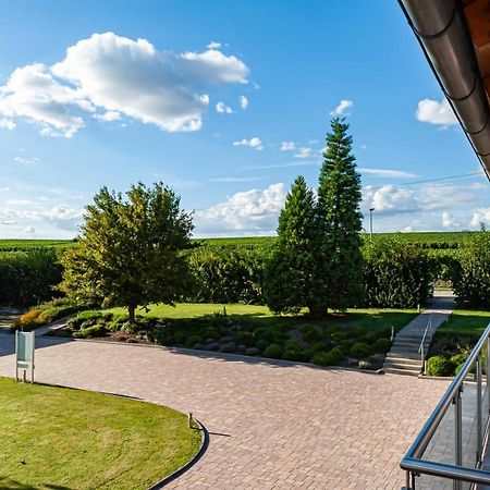 Landgut Schill Hotel Osthofen Kültér fotó