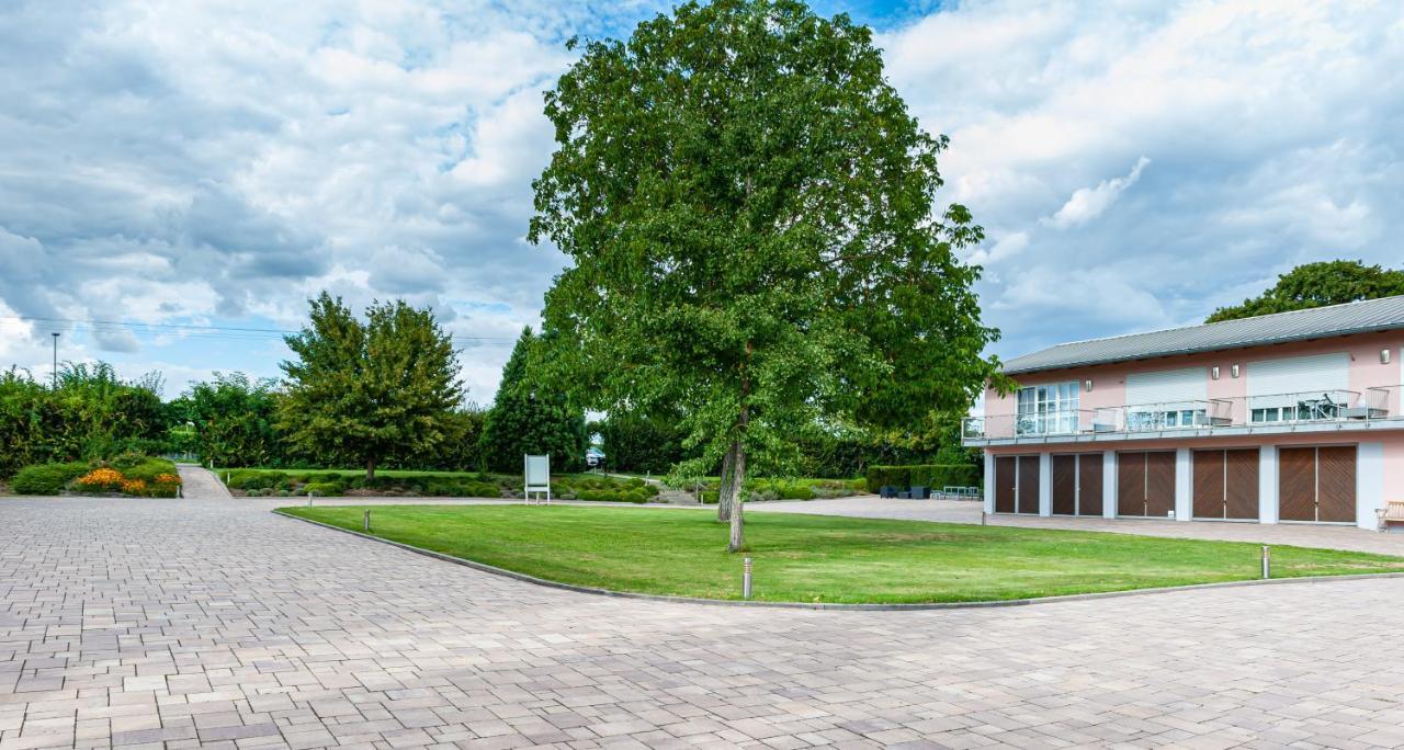 Landgut Schill Hotel Osthofen Kültér fotó